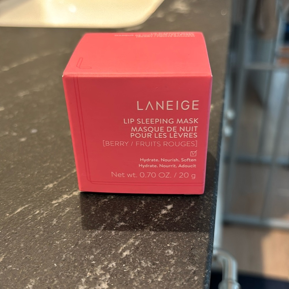 NEW in box - LANEIGE Berry Lip Sleeping Mask 👄